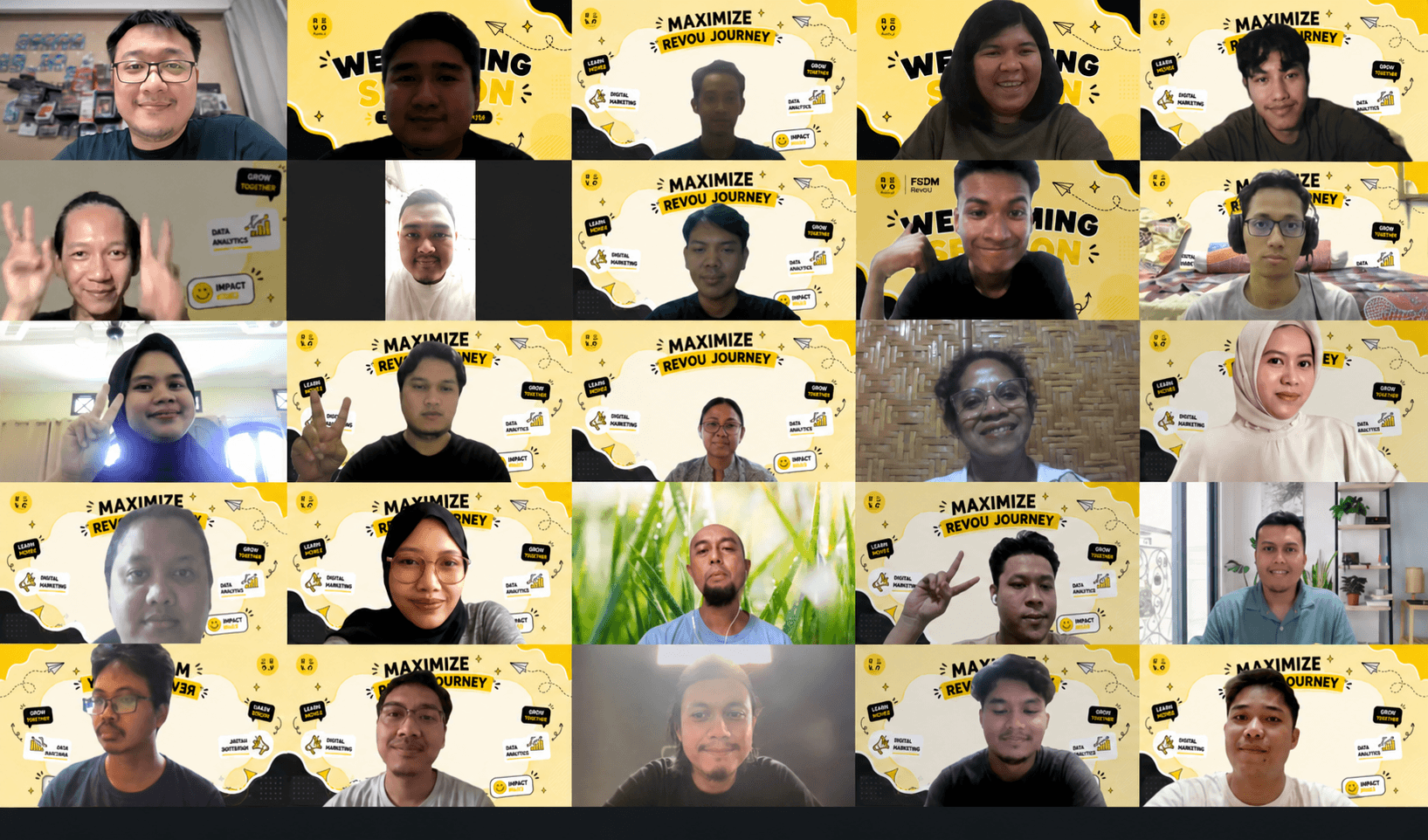 RevoU digital marketing orientation team